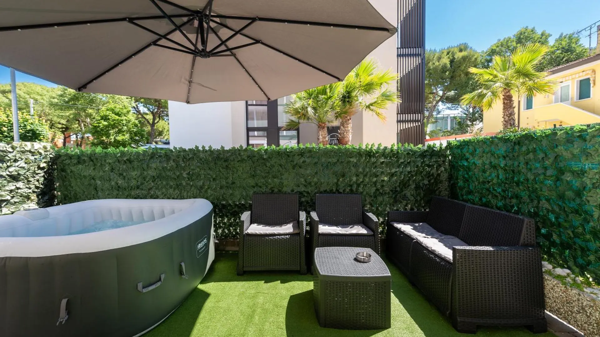 Marila Deluxe 2, Giadino Con Idromassaggio Apartment Lido di Jesolo
